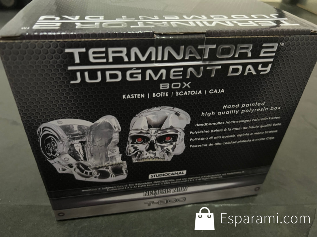 Caja de la cabeza del Terminator T-800